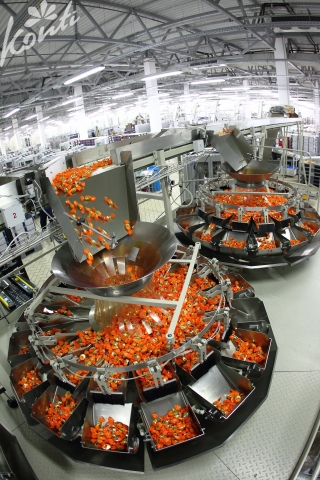 Here they are, festive SOUFFLE Luxe speed themselves to the customer